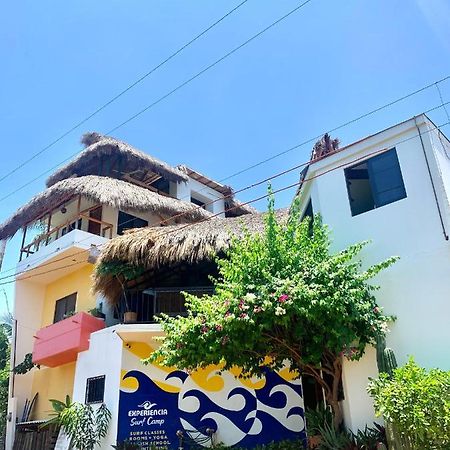 بيت شباب Experiencia Surf Camp Brisas de Zicatela المظهر الخارجي الصورة
