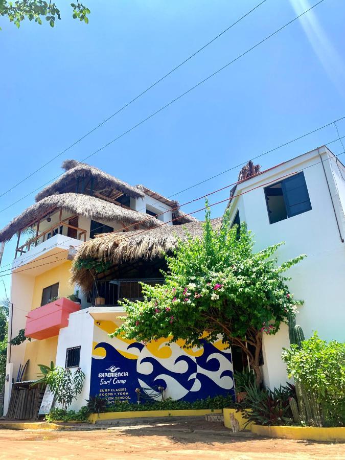 بيت شباب Experiencia Surf Camp Brisas de Zicatela المظهر الخارجي الصورة