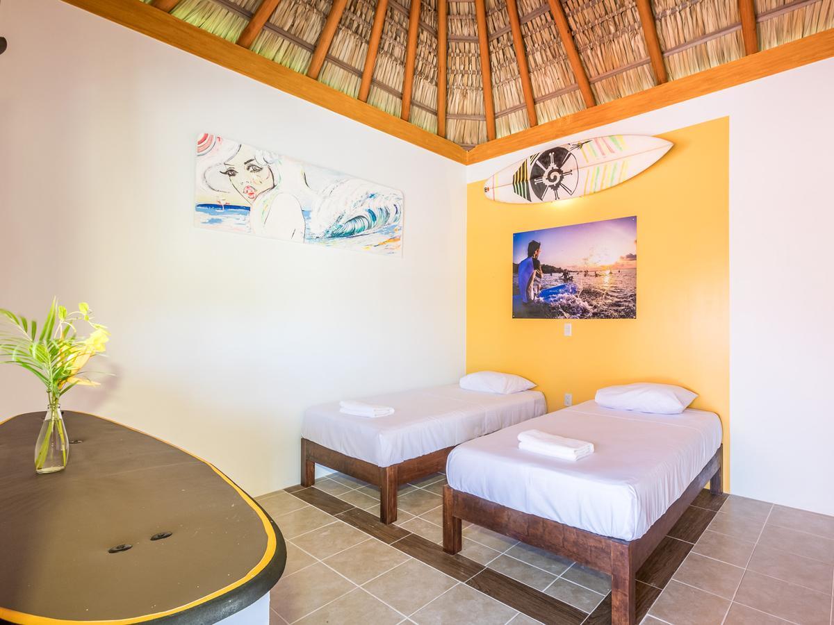 بيت شباب Experiencia Surf Camp Brisas de Zicatela المظهر الخارجي الصورة