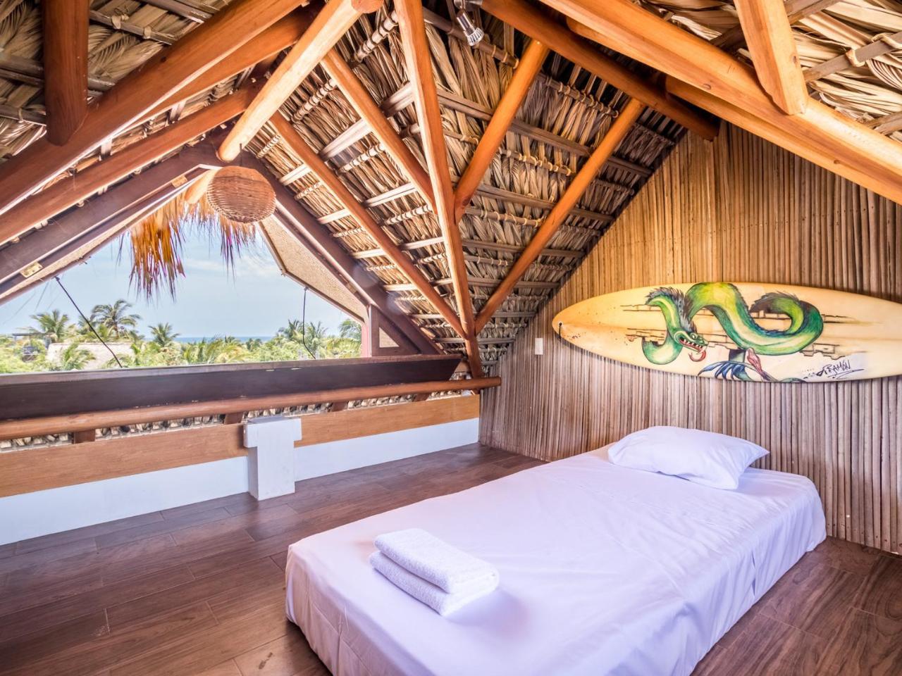 بيت شباب Experiencia Surf Camp Brisas de Zicatela المظهر الخارجي الصورة
